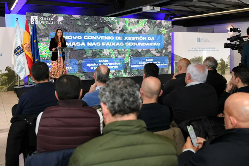 Presentacion do convenio de xesti&oacute;n da biomasa nas faixas secundarias.