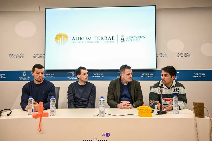 Presentaci&oacute;n oficial da Aurum Terrae Liga OCR Deputaci&oacute;n de Ourense no Centro Cultural Marcos Valc&aacute;rcel.