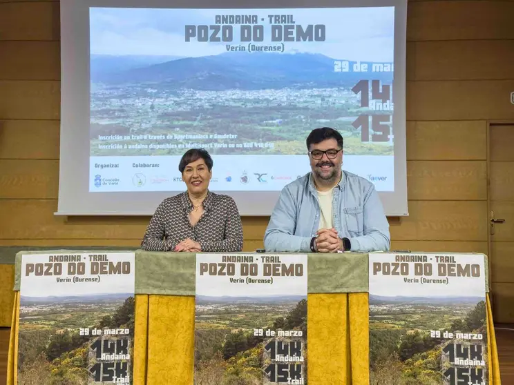 Presentaci&oacute;n oficial da carreira no Concello de Ver&iacute;n co edil Diego Lourenzo e Amaia &Aacute;lvarez.