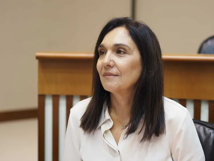La diputada socialista Carmen Rodr&iacute;guez Dacosta reclama en el Parlamento gallego una actuaci&oacute;n inmediata para los montes de Ourense.