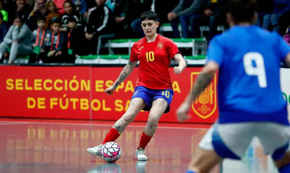 Ant&iacute;a P&eacute;rez con la Selecci&oacute;n Espa&ntilde;ola de F&uacute;tbol Sala