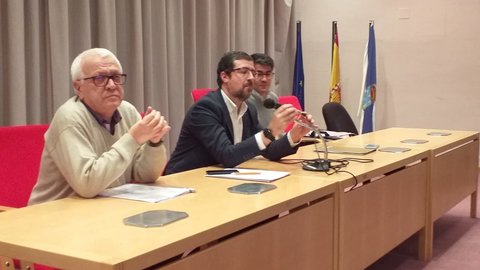 José Luis Doval, Félix Rubial y Santiago Fernández Cebrián, el día en el que intentaban explicar las razones del cierre del paritorio.