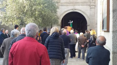 El funeral de Don Manuel fue el último celebrado en la parroquia de Verín, | FOTO: Xosé Lois Colmenero.