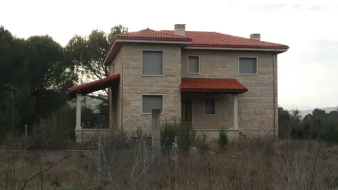 La vivienda de la exdirectora Xeral de Turismo, Carmen Pardo L&oacute;pez, est&aacute; levantada en suelo r&uacute;stico.