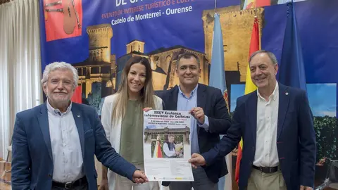 Presentaci..n da XXXIV Xuntanza Internacional de Gaiteiros en Monterrei. Asisten Rosendo Fern..nez (VicePresidente Deputaci..n de Ourense), Jose Luis su..rez (Alcalde en funci..ns do Concello de Monterrei), Jose Luis Foxo (Director da Real Banda de Gaitas) e Cindy Manso (Asistenta social do Concello de Monterrei).