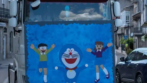 cami&oacute;ns2019doraemon