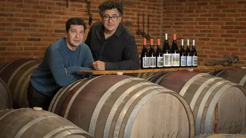 Armestre-y Franco Basalo, con &Iacute;ntimo
