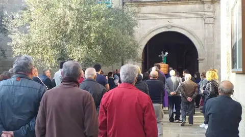 Ante o COVID-19 hai que tomar medidas, tam&eacute;n nos enterros. | FOTO: Xos&eacute; Lois Colmenero.