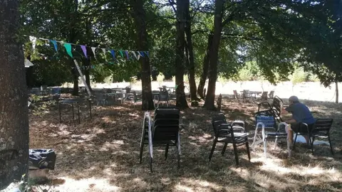 A casti&ntilde;eira das Carabu&ntilde;as preparada para acoller o VI Aniversario da Arca da Noe. | FOTO: Cedida.
