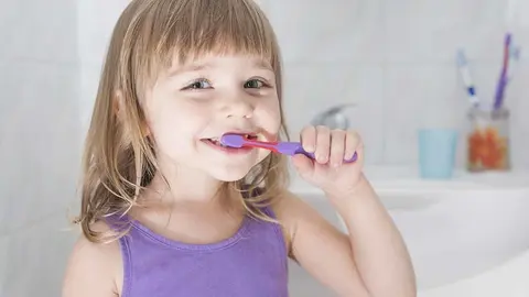  Qu&eacute; cepillos de dientes el&eacute;ctricos para ni&ntilde;os comprar en 2020. Foto freepik 