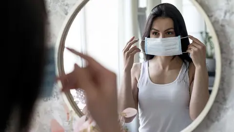  &iquest;Uso de mascarillas en verano? Amazon tiene la soluci&oacute;n incre&iacute;ble para ti. Foto freepik. 