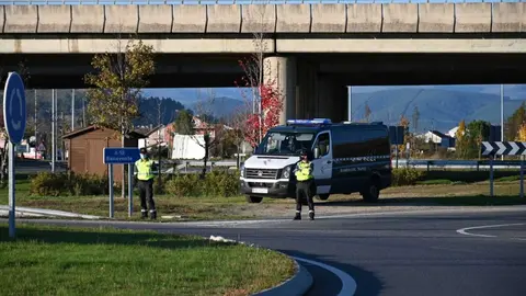 Imaxes coma a da instant&aacute;nea seguiranse vendo nos accesos a Ver&iacute;n, Vilardev&oacute;s e O&iacute;mbra. | FOTO: Noelia Caseiro.