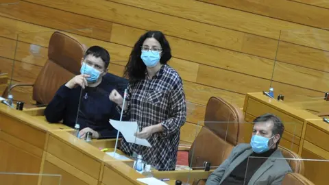 A deputada nacionalista, Noa Presas, na s&uacute;a intervenci&oacute;n esta tarde no pleno do Parlamento de Galiza. | FOTO: cedida.