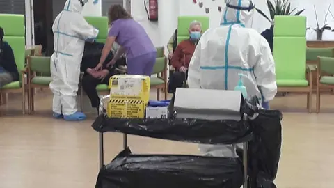As PCR en Raiola lev&aacute;ronse a cabo este martes e m&eacute;rcores nas instalaci&oacute;ns do centro de d&iacute;a.