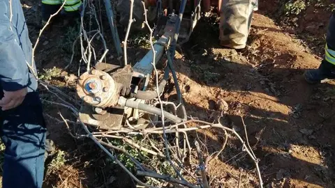 El tractor de la imagen atrap&oacute; bajo una de sus ruedas al vecino de Tamagos.