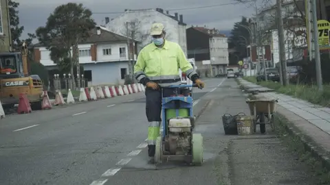 Obras na avenida de Portugal de Ver&iacute;n. | FOTO: Iv&aacute;n Iglesias.