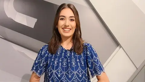 A xornalista verinesa Esther Est&eacute;vez conduce o exitoso espazo 'D&iacute;gocho eu'.