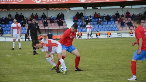 Ver&iacute;n-f&uacute;tbol-&Aacute;lvaro-firma Ze&uacute;s &Aacute;lvarez