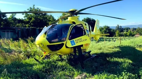 Al lugar se hab&iacute;a movilizado el helic&oacute;ptero medicalizado del 061. | FOTO: @HelicoOurense.