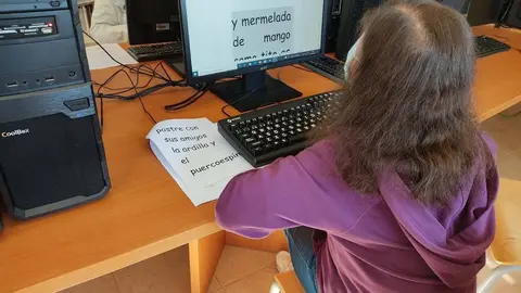 Curso de alfabetizaci&oacute;n en Ri&oacute;s.