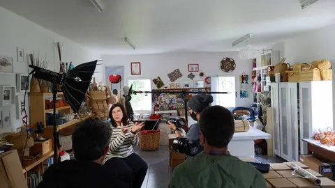 Idoia Cuesta tam&eacute;n participa no documental 'Os cesteiros de Mondariz'.
