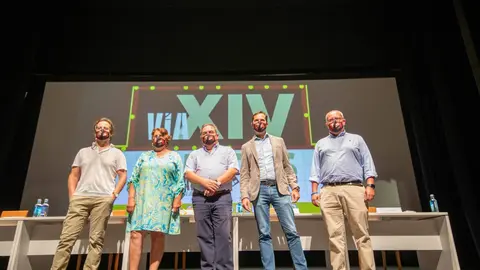 Os participantes na presentaci&oacute;n do FIC V&iacute;a XIV esta ma&ntilde;&aacute; no Auditorio Municipal de Ver&iacute;n.
