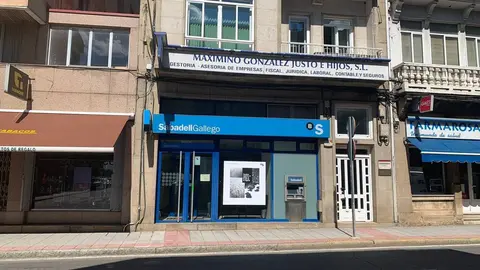 Banco Sabadell, en la avenida Luis Espada de Ver&iacute;n. | FOTO: M. D.