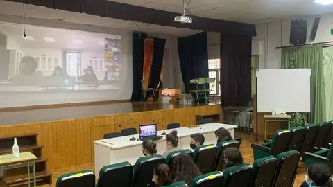 Alumnos do IES Xes&uacute;s Taboada Chivite durante a entrega de premios.