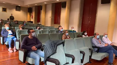 Los alumnos del Obradoiro, esta ma&ntilde;ana en la presentaci&oacute;n.