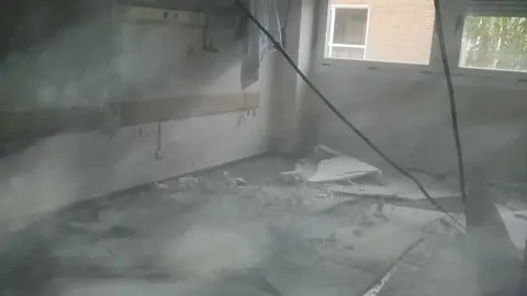 As&iacute; qued&oacute; la habitaci&oacute;n 102 del hospital comarcal de Ver&iacute;n.