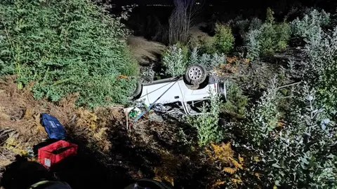 Desafortunada salida de v&iacute;a en la N-525, en el Concello de Ri&oacute;s