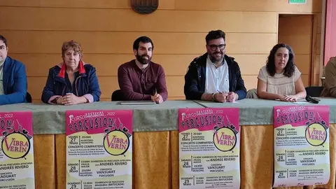 Presentaci&oacute;n do primeiro festival de percusi&oacute;n de Ver&iacute;n "Vibra Ver&iacute;n". | FOTO: Xos&eacute; Lois Colmenero.