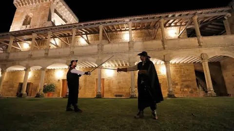 Recreaci&oacute;n de Xeitura no Castelo de Monterrei.