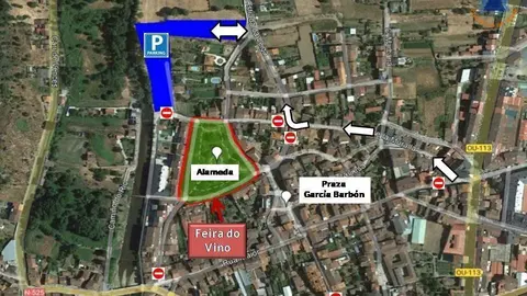 Mapa de los accesos a los estacionamientos de la Feira do Vi&ntilde;o de Monterrei.