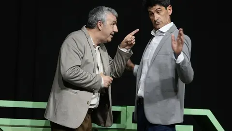 Representaci&oacute;n da obra "A par&aacute;bola do angazo".