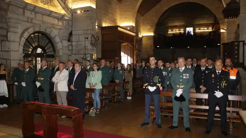 La iglesia de Ver&iacute;n acogi&oacute; una misa en honor a la Virgen del Pilar, patrona de la Guardia Civil. | FOTO: Jainer Barros.