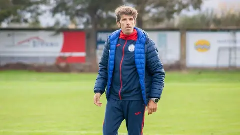 El ya ext&eacute;cnico verinense Juanjo Vilach&aacute;, esta tarde en A Moreira. | FOTO: Jainer Barros.