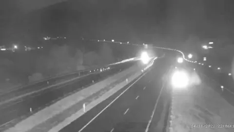 Imagen de la DGT en el punto kilom&eacute;trico afectado.