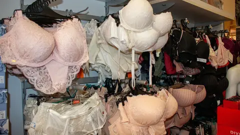 Lencer&iacute;a Glamour disp&oacute;n de todo tipo de roupa interior para acompa&ntilde;ar &aacute;s noivas no seu d&iacute;a m&aacute;is especial.