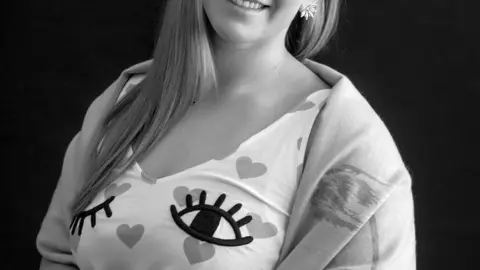 Mariela O&iacute;o, especialista en Est&eacute;tica Orofacial de Dentalnova.