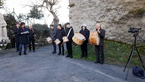 A alcaldesa do Ri&oacute;s, Eva Barrio, lembrou este m&eacute;rcores a figura da "t&iacute;a Pilar".