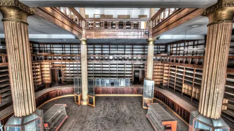 Interior do vello Almac&eacute;ns Recaredo Romero, que pasar&aacute; a ser o novo Museo de Ver&iacute;n. | FOTO: Carlos Montero.