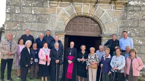 visita pastoral obispo astorga a Trives
