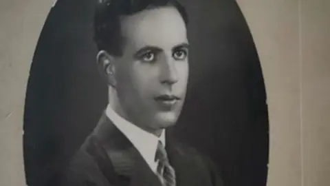 xos&eacute; lu&iacute;s bouzas