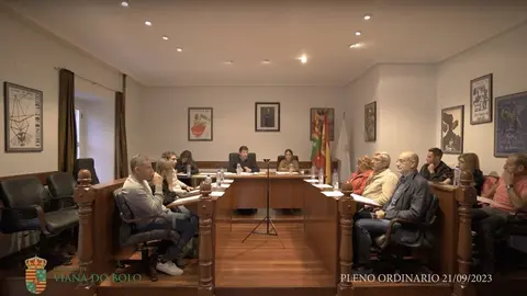Pleno deste pasado xoves en Viana do Bolo.