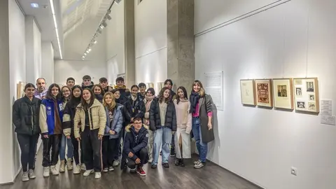 IMG_4476 Visita mostra Castelao Maria Inmaculada (FILEminimizer)
