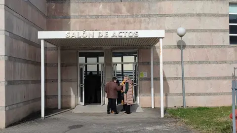 elecci&oacute;ns galicia 2024 mesa hospital ver&iacute;n