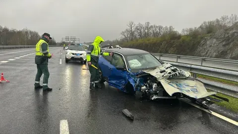 Estado en el que qued&oacute; el veh&iacute;culo accidentado en el t&eacute;rmino municipal de A Mezquita.