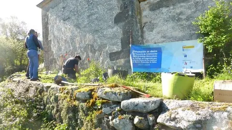 20240430 Excavaci&oacute;n Pixeiros, buscando restos Anuncia 02