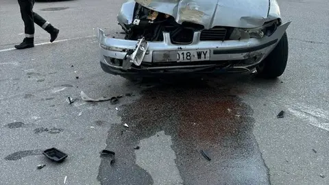 Uno de los veh&iacute;culos implicados en el siniestro de esta tarde en Ver&iacute;n.
